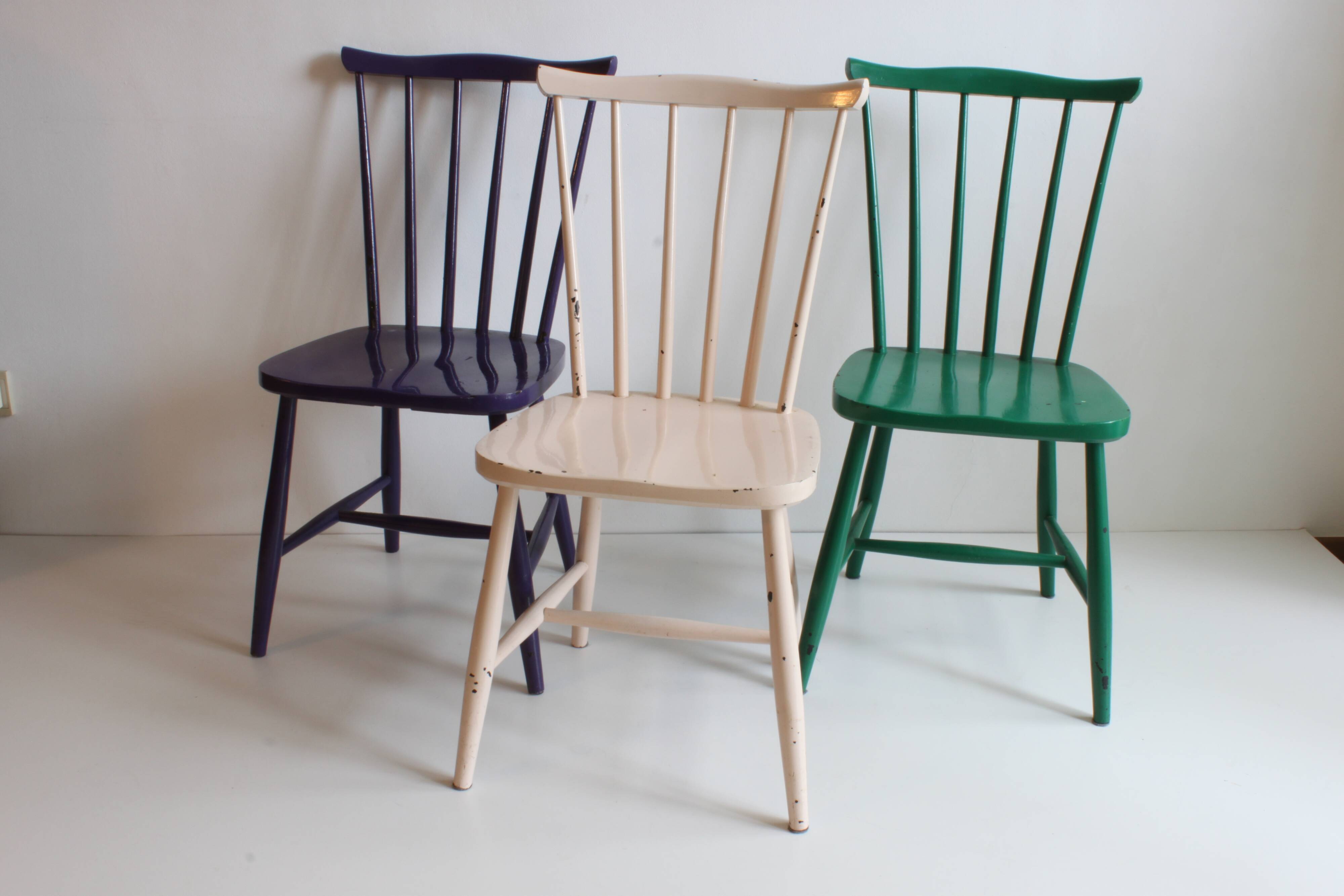 Three spindle back SH41 chairs by Yngve Ekström for Pastoe, 1960s