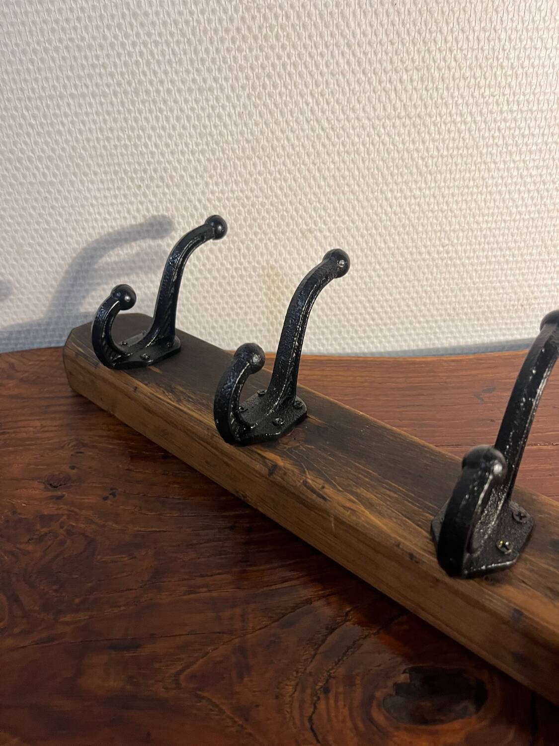 Wooden wall coat rack with 5 hooks