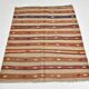 Tapis Kilim beige et bleu marine 4x5, motif ethnique, 120x146 cm
