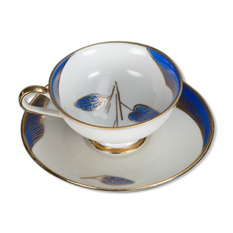 Cup and saucer set