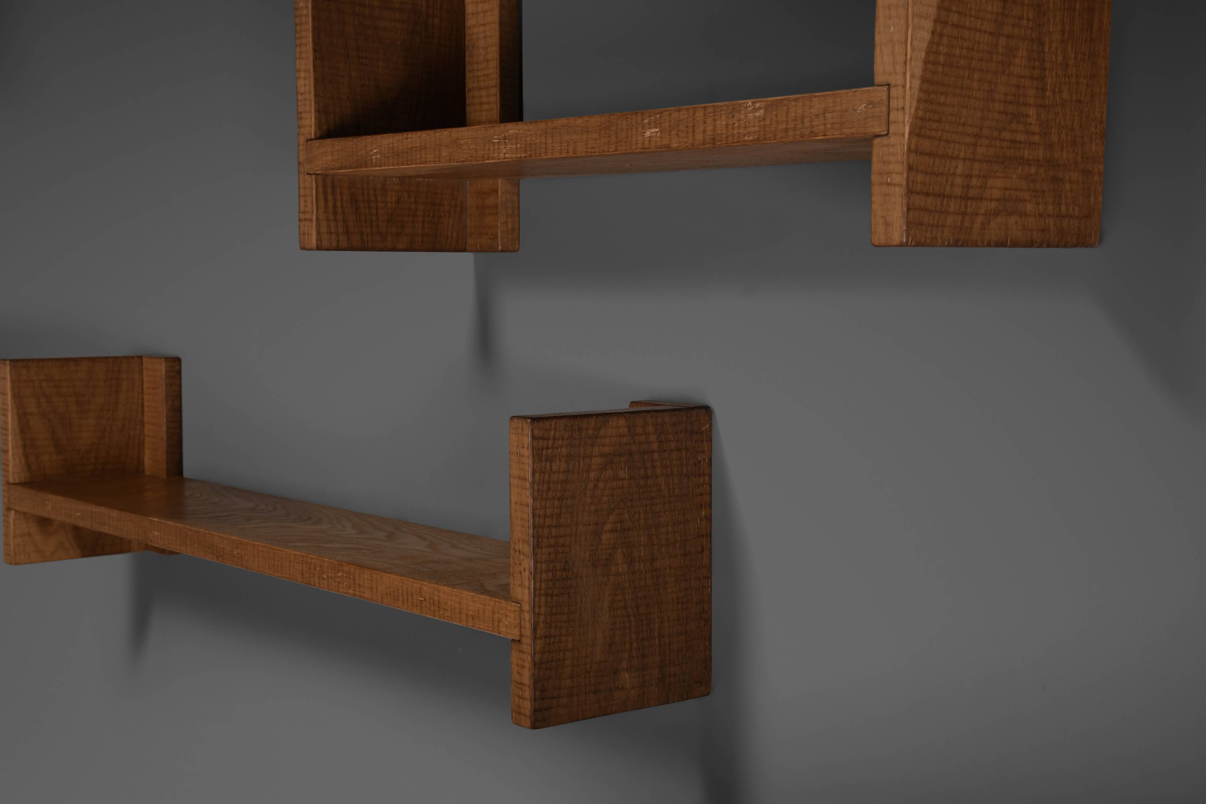 Beautiful oak wood Giuseppe Rivadossi shelves, Italy 1970s