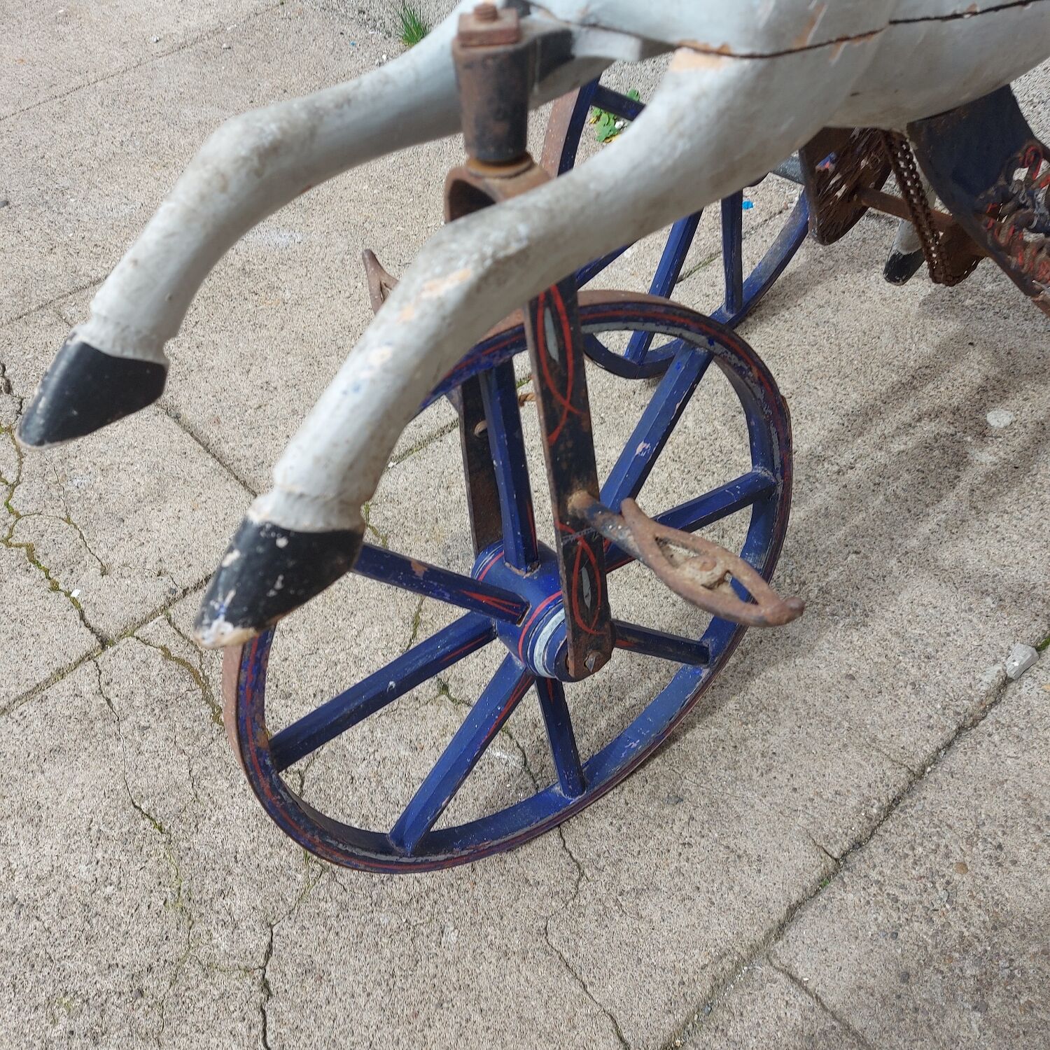 Napoleon III pedal tricycle horse