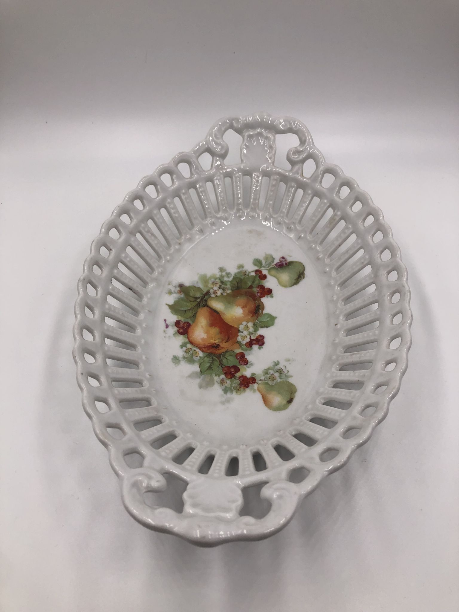 Bread basket or vintage fruit openwork porcelain