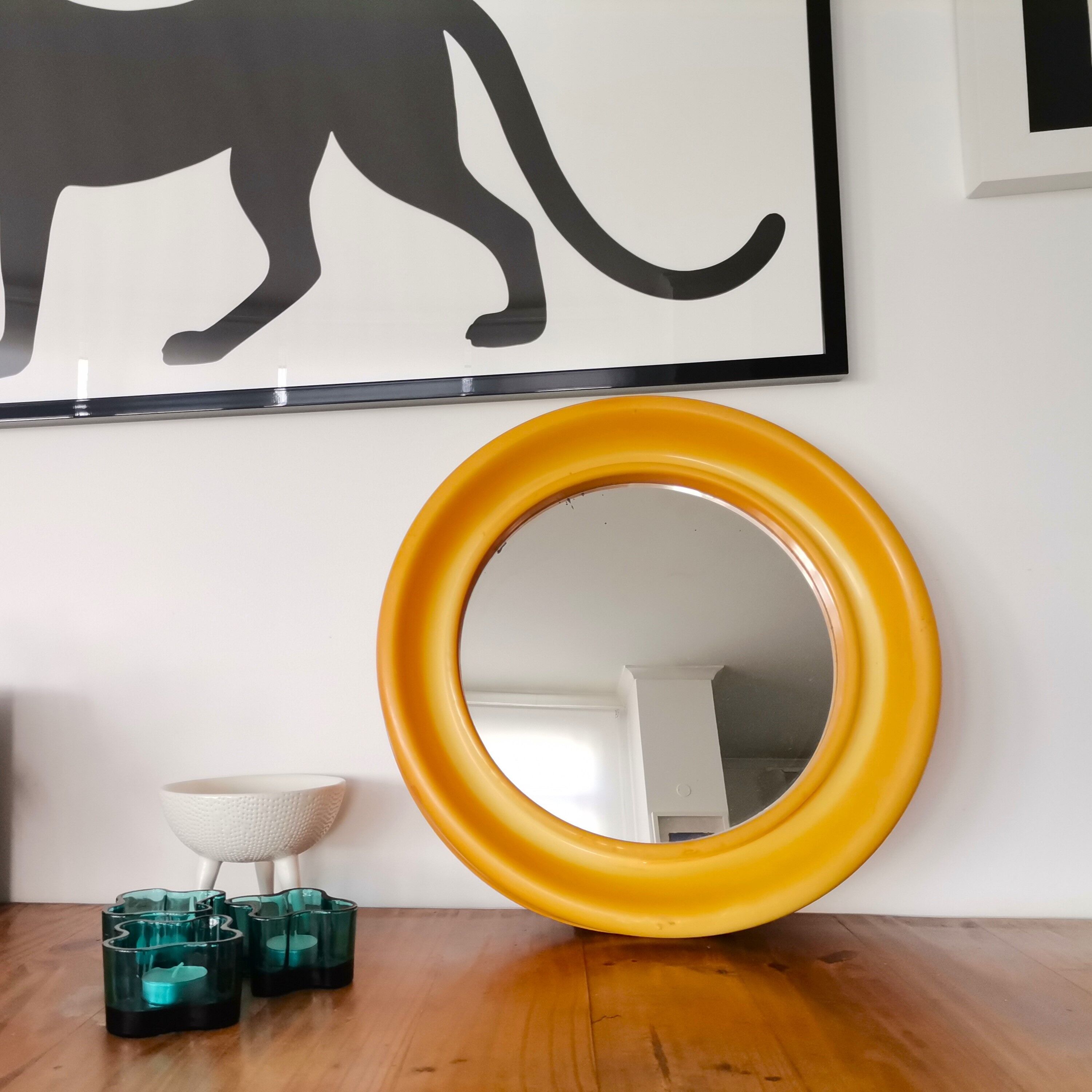 Vintage 70s yellow bathroom wall circle mirror