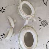 Service à thé  en porcelaine anglaise  , vert et or , antique