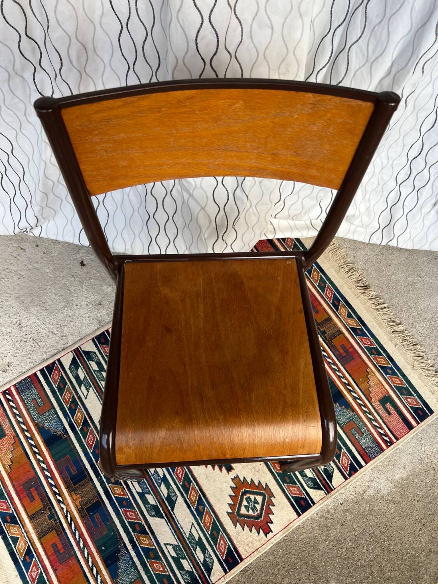 Chaise d’école vintage