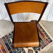 Chaise d’école vintage