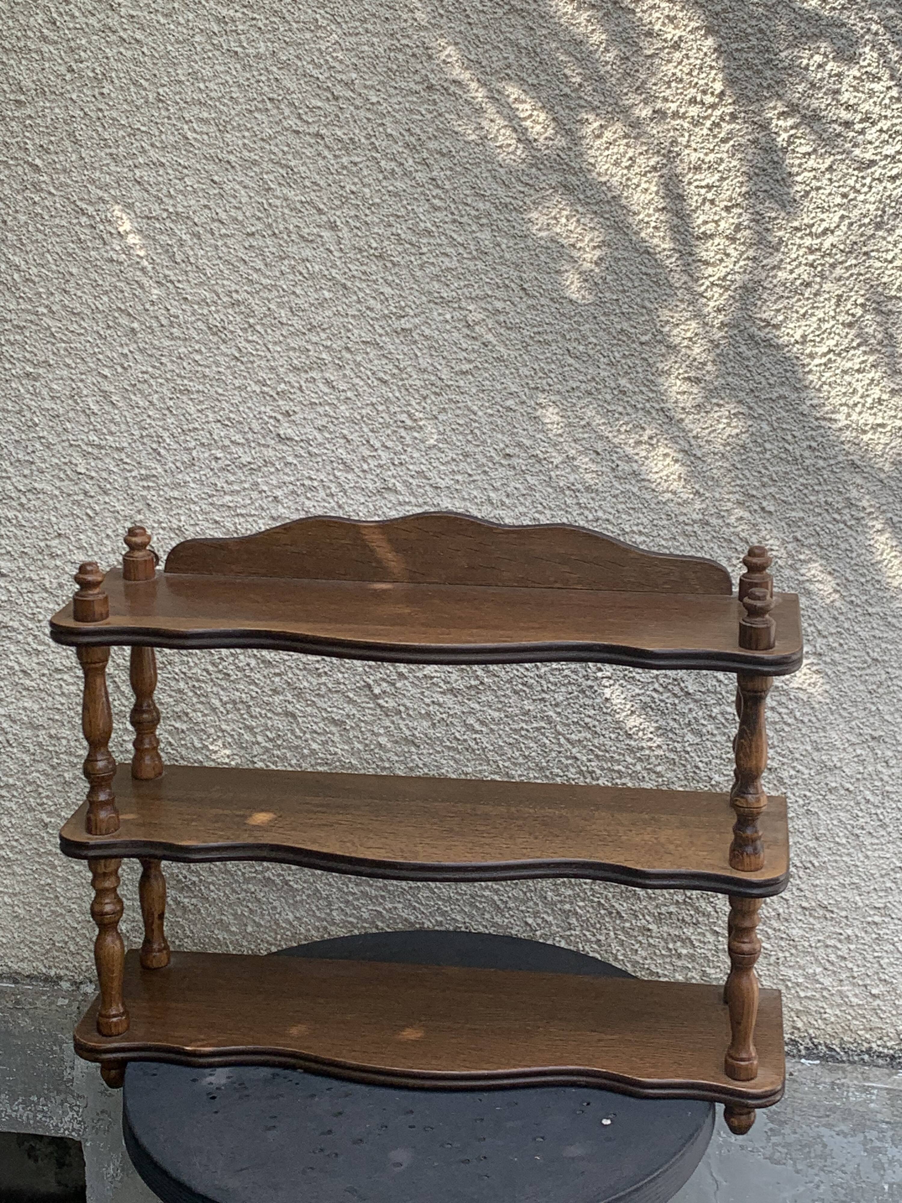 Shelf, 3 shelves, turned wood and vintage varnish