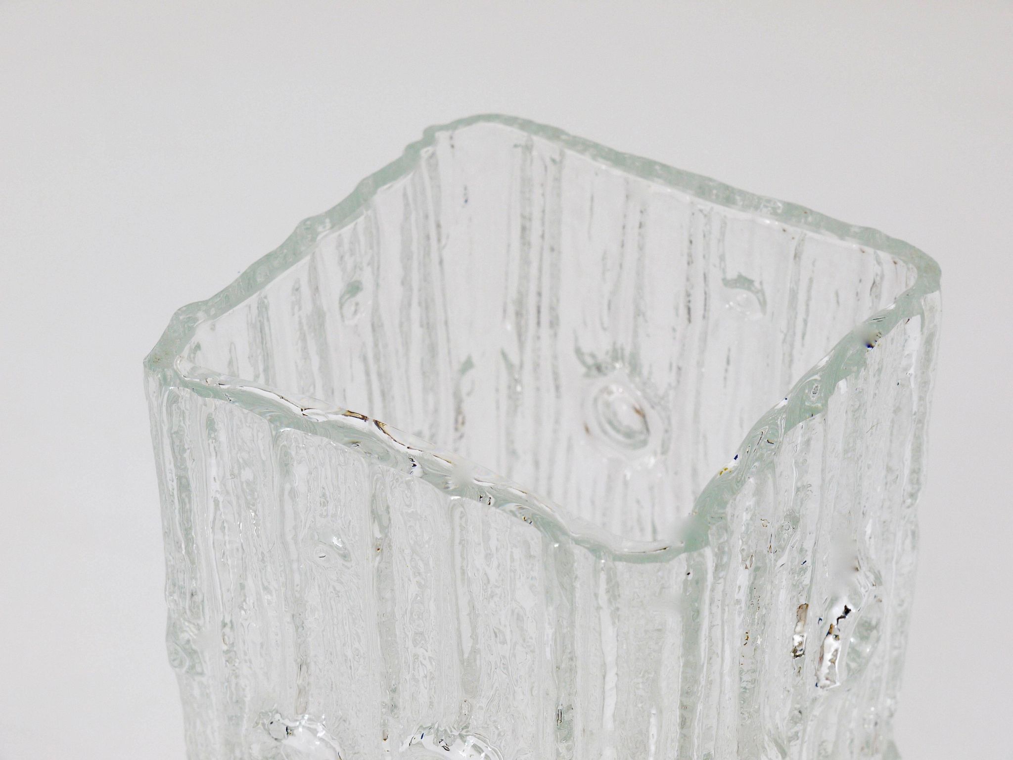 Peill & Putzler Modern Square Op Art Vase in Frosted Glass, Germany, 1970s