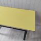 Table vintage bois et formica jaune