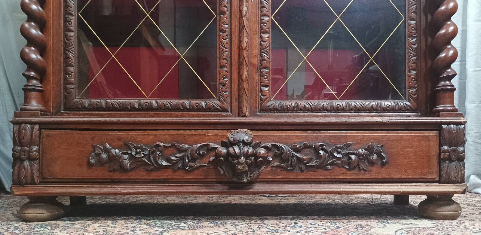 Louis XIII display cabinet in oak, 19th century