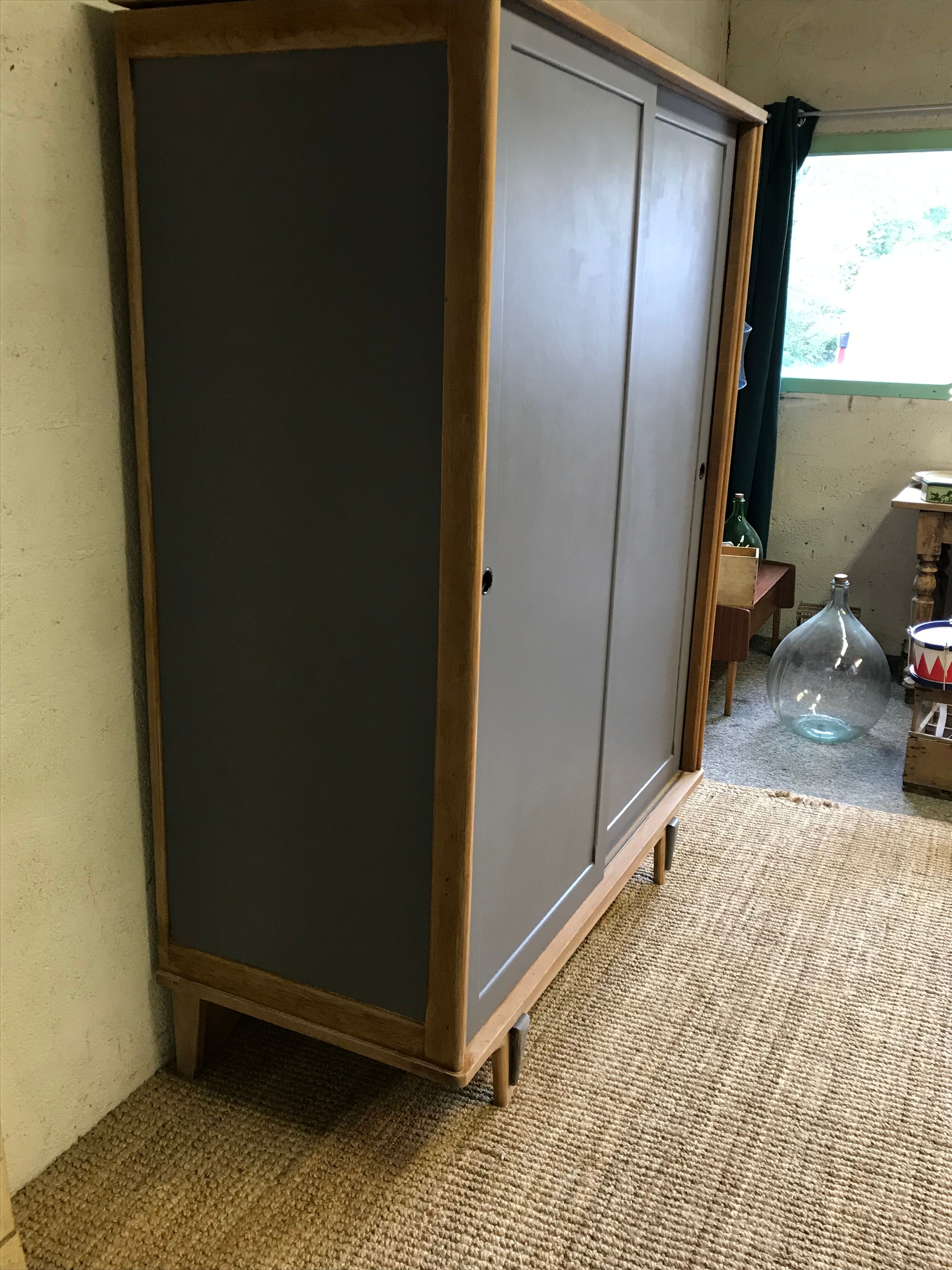 Seventies wardrobe with sliding doors