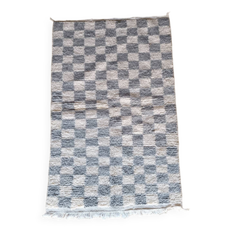 Béni Ouarain rug white gray checkerboard