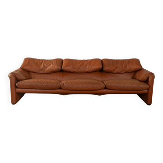 Canapé "675 maralunga" de Vico Magistretti pour Cassina