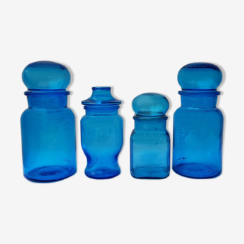 Quatuor de bocaux en verre bleu 70