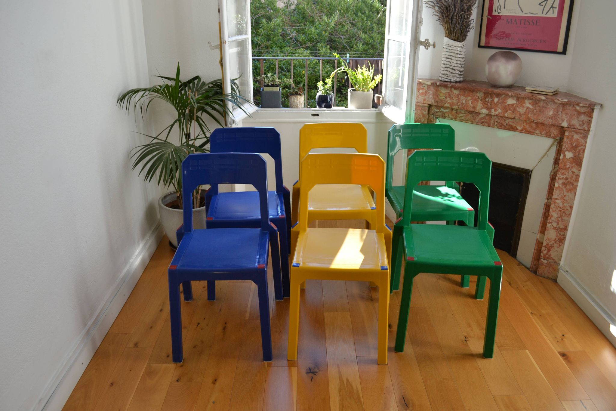 Set of 6 Altaïr chairs at Stamp by Henry Massonnet 80s era Menphis Postmodernism