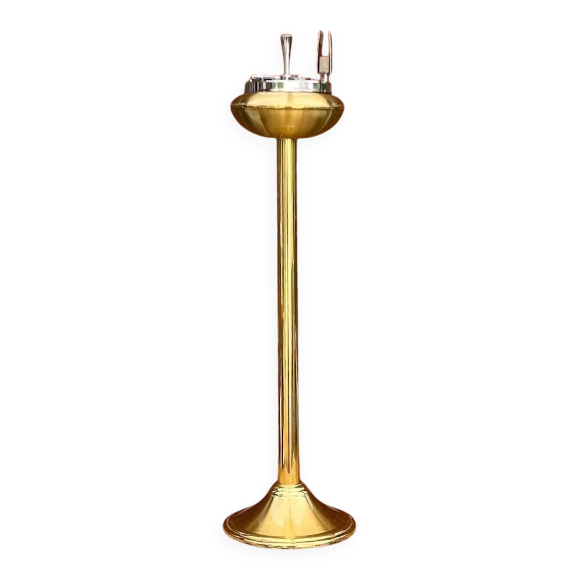 Brass footed ashtray, chrome metal, match display from the 60s and 70s.