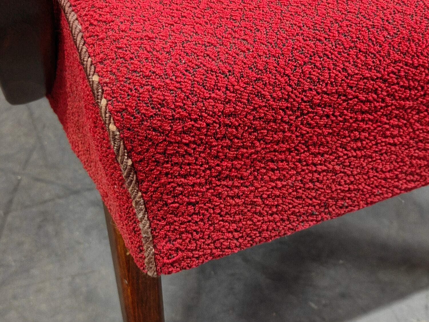 Pair of armchairs 6952 by Jaroslav Smidek for Ton, ex Czechoslovakia