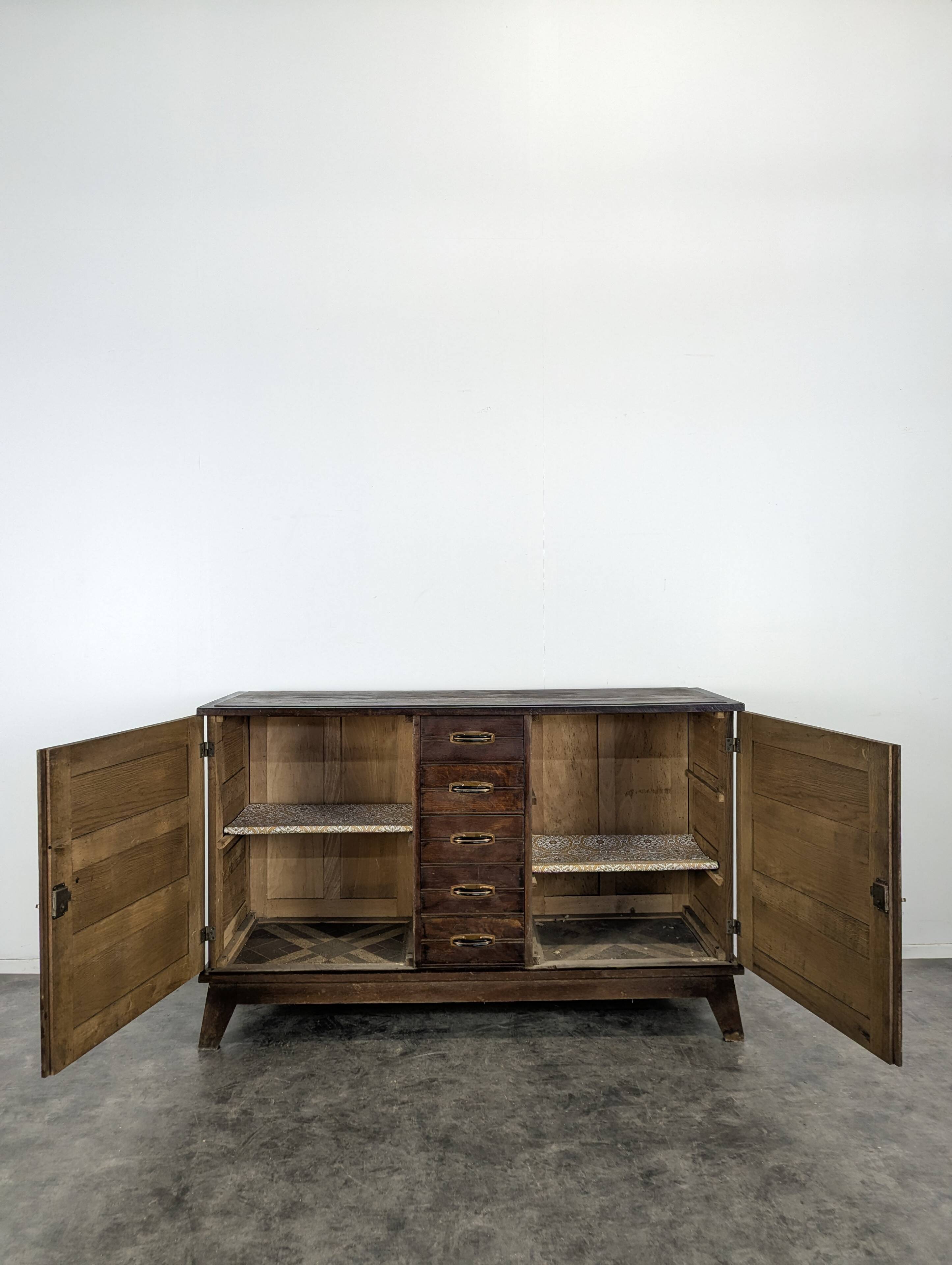 1950s buffet reconstruction by René Gabriel
