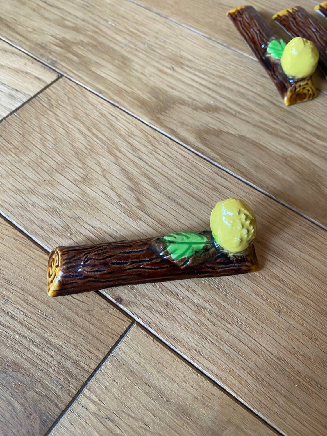 Lot 12 Vallauris knife holders