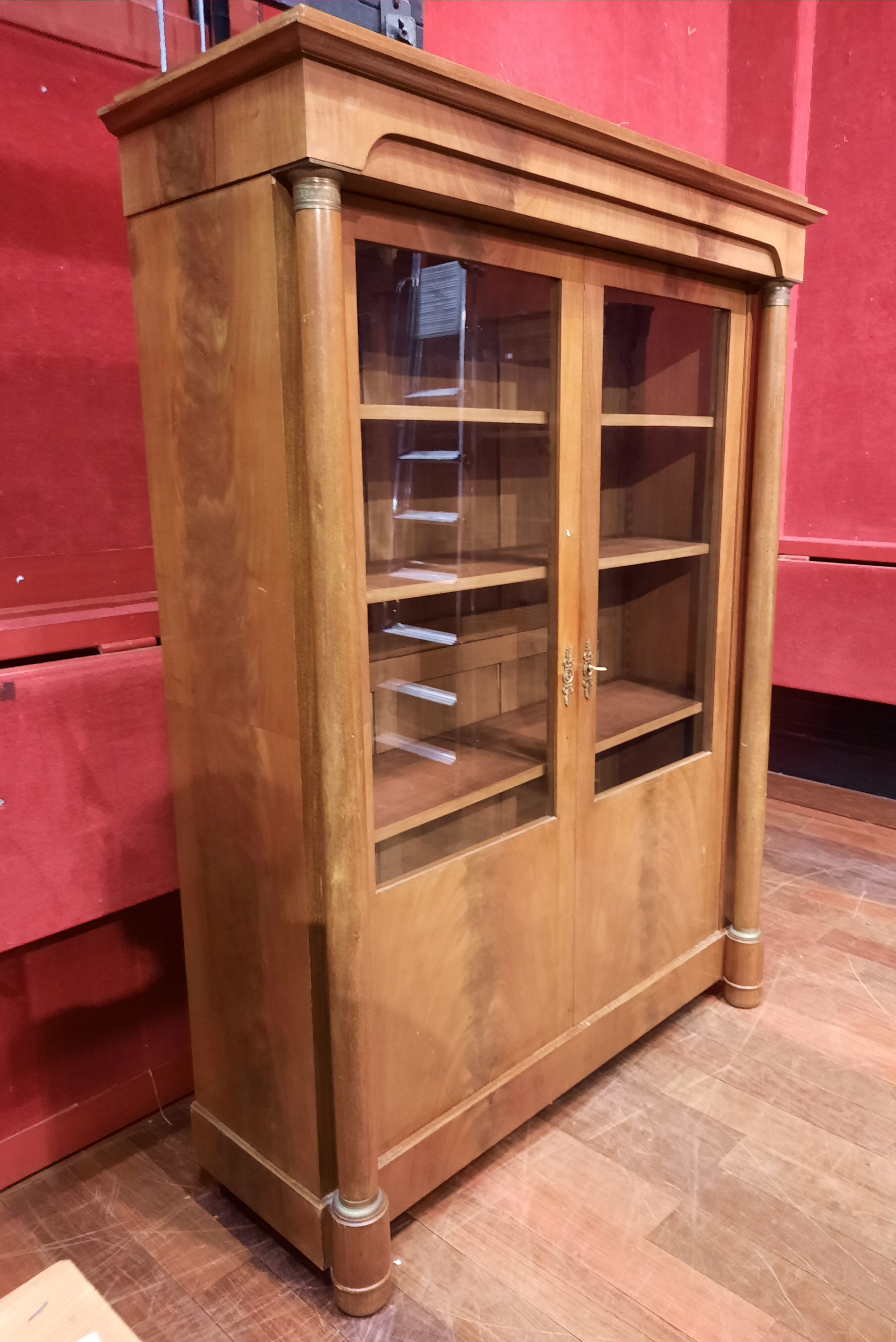 2-door mahogany empire style showcase