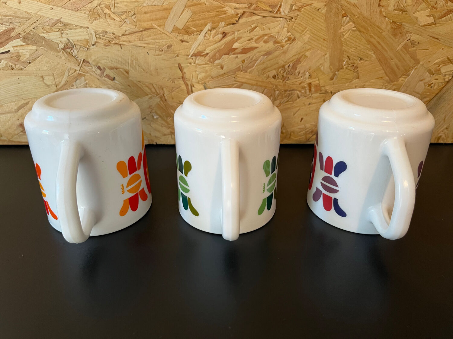 3 cups Mugs mobil 1972 designer Jean-Charles Meunier Arcopal editor