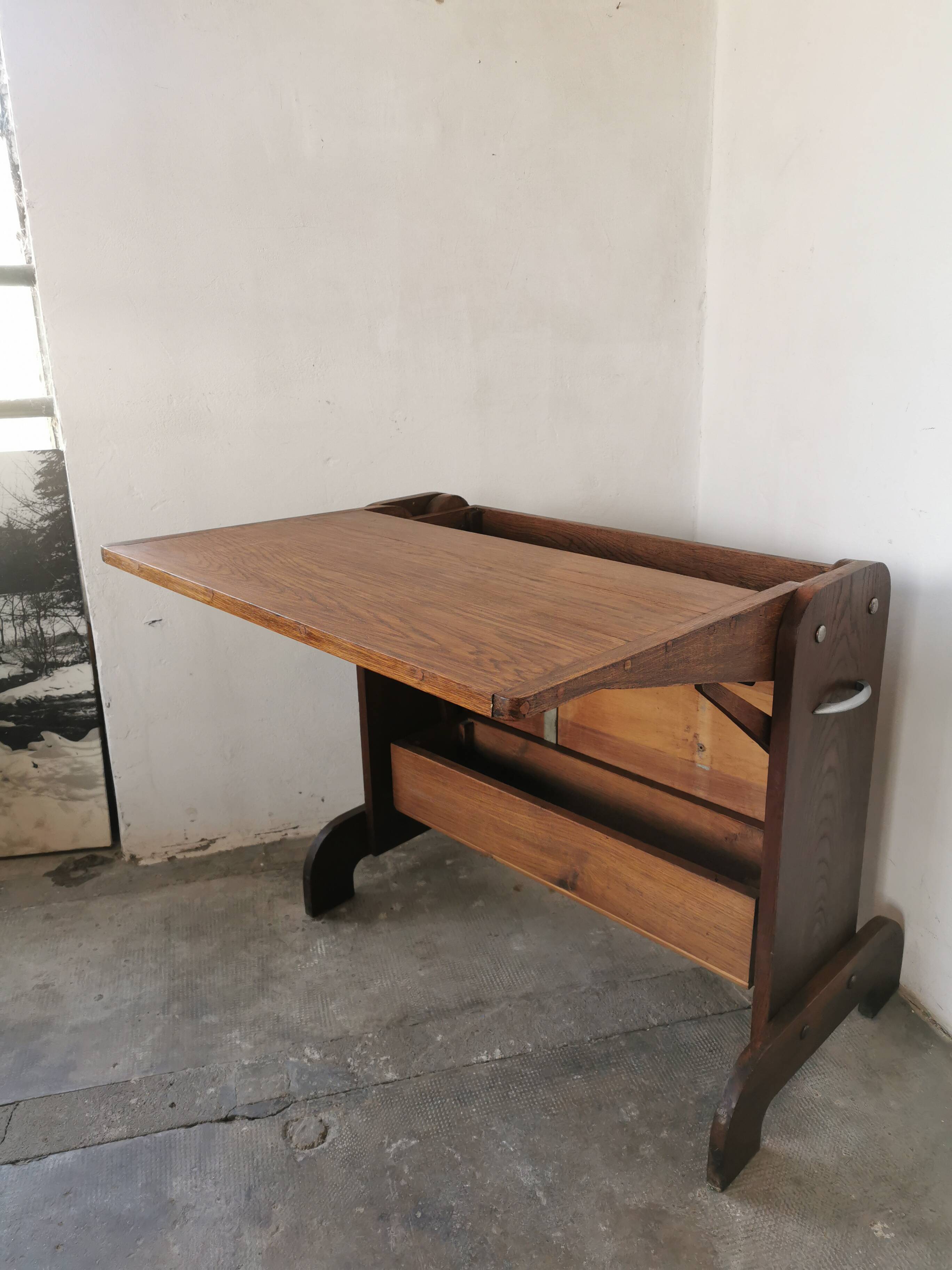 Double retractable desk 1950, Raclem