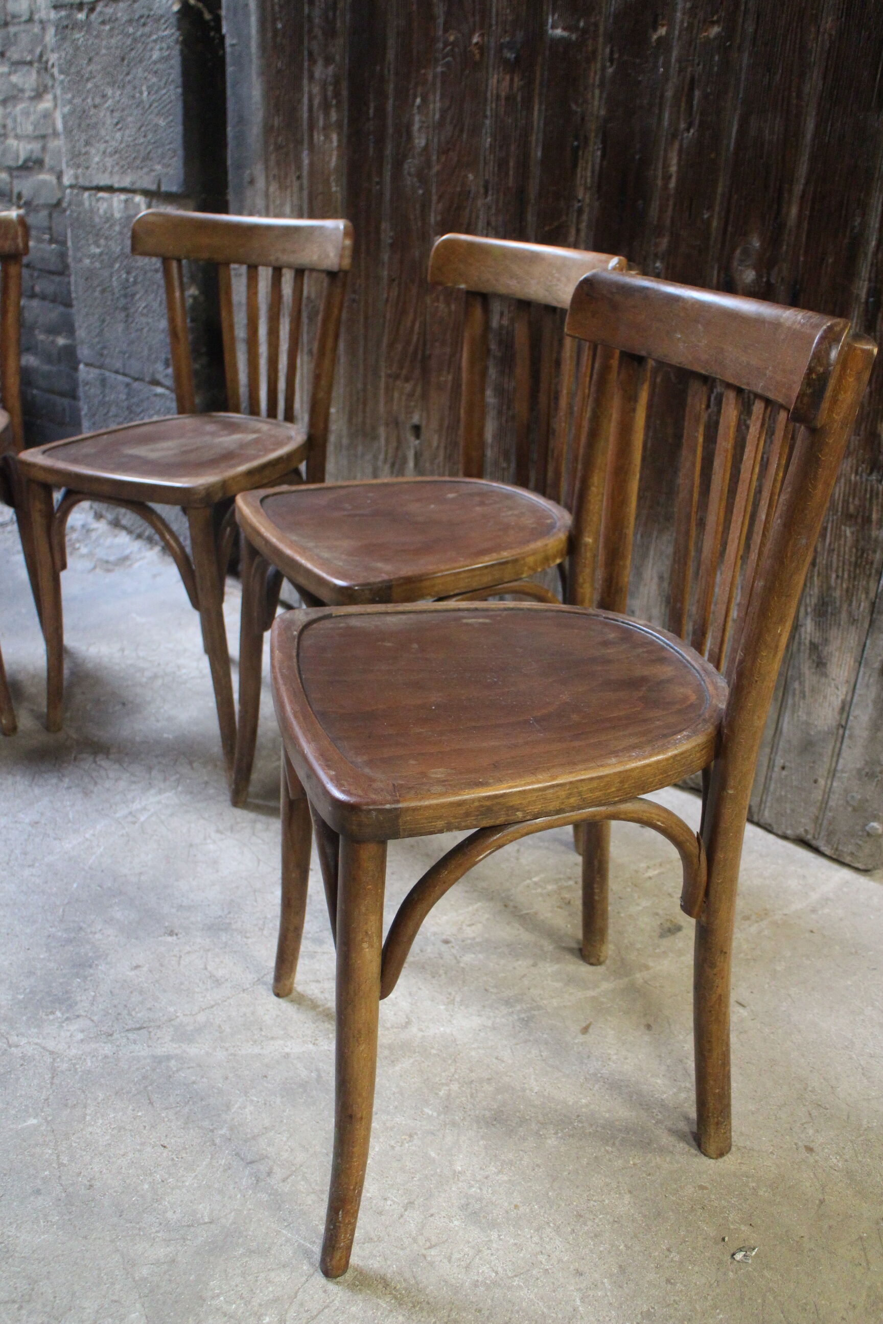 Série de 4 chaises bistrot