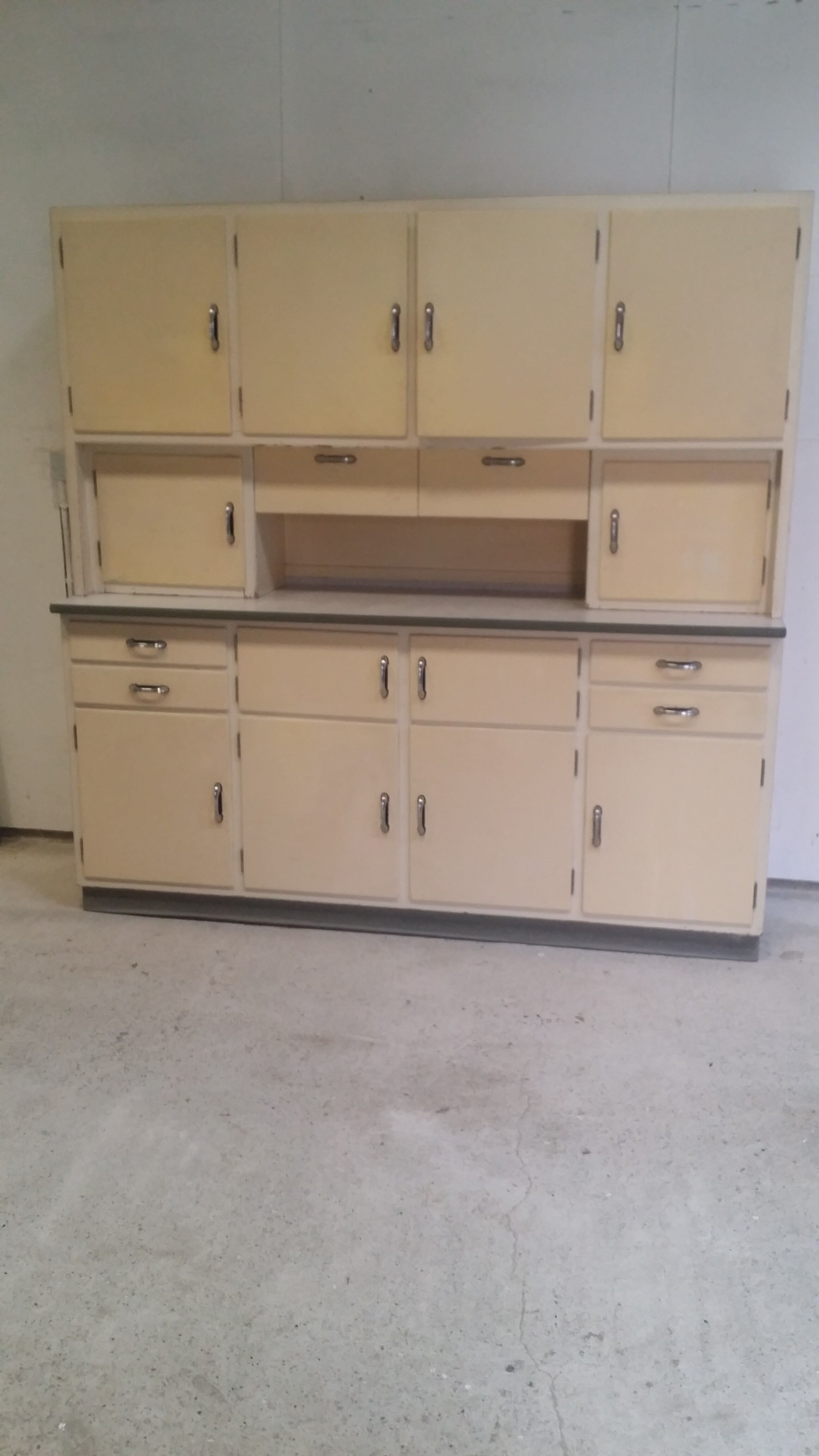 Buffet de cuisine meuble Mado années 50