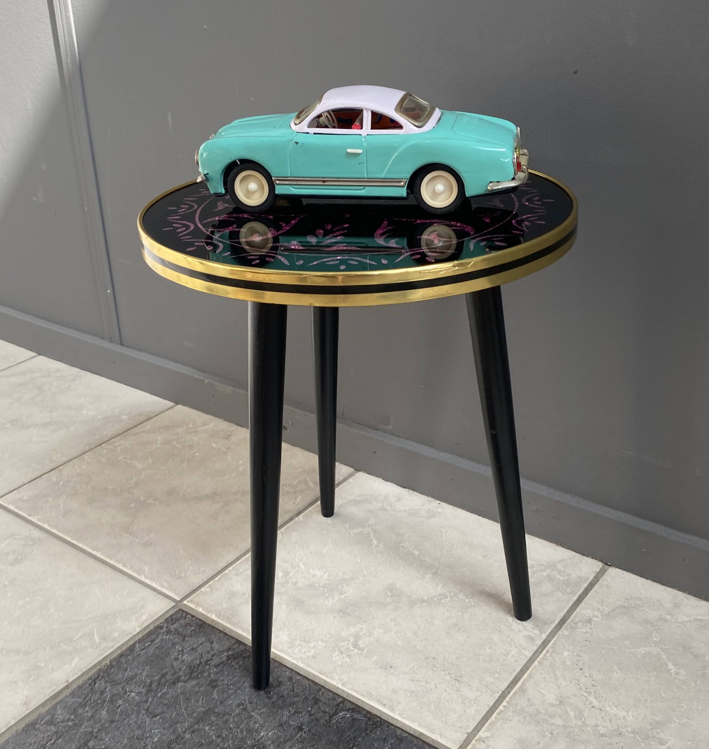 Petite table de plante en verre rond des années 1960