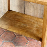 Scandinavian wooden service, compass feet