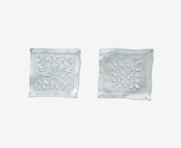 Old placemats