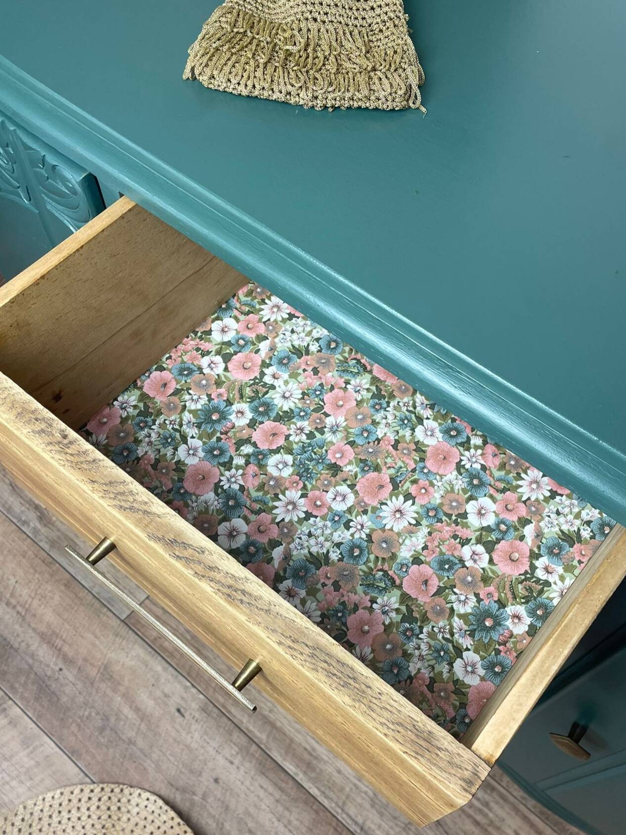 Art Nouveau chest of drawers