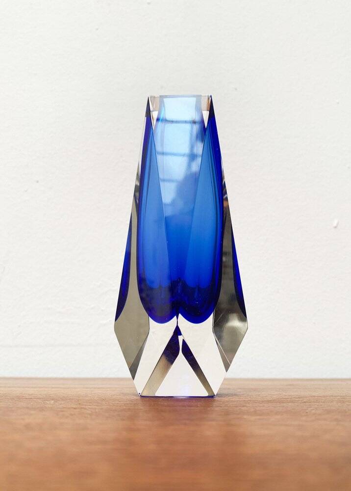 Vintage Sommerso glass vase from Murano by Alessandro Mandruzzato for Mandruzzato, 1970s.