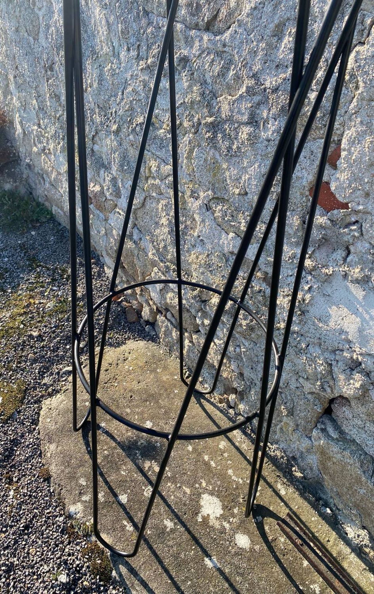 TREBLE CLE COAT RACK