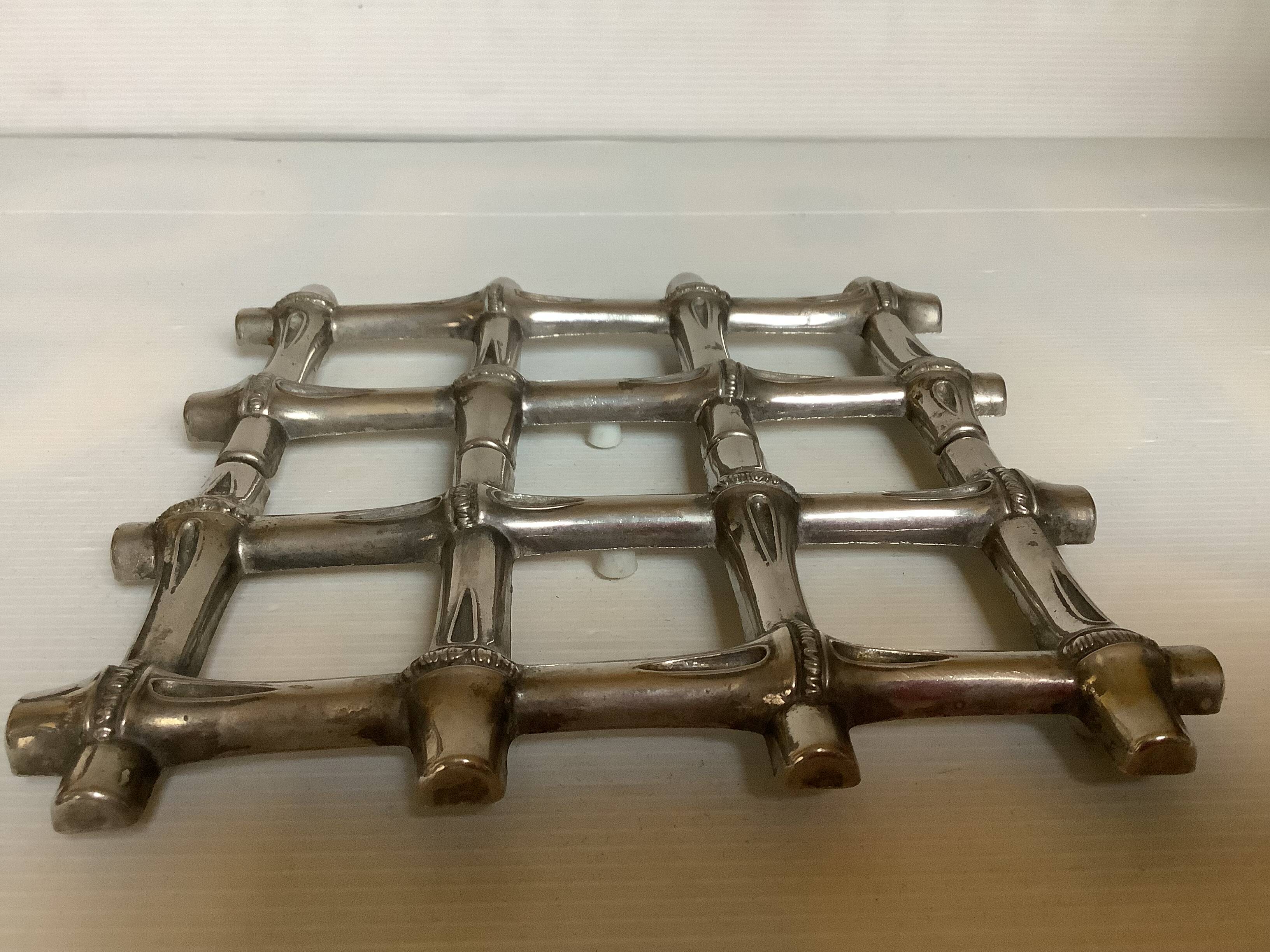 Silver-plated bamboo trivet