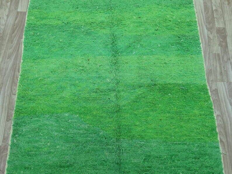 Handmade pure wool Moroccan rug, green, size 1.5/2.5 m.