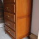 Chiffonnier pieds compas