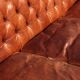 Canapé Chesterfield en cuir vieilli