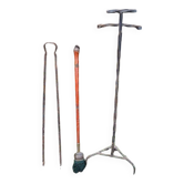 Large & old wrought iron fireplace servant - 2 accessories