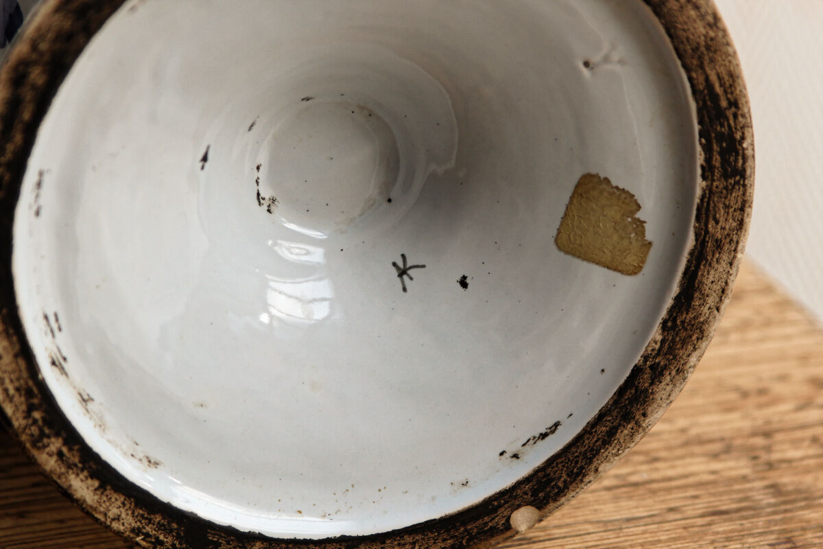 Important medicine jar signed