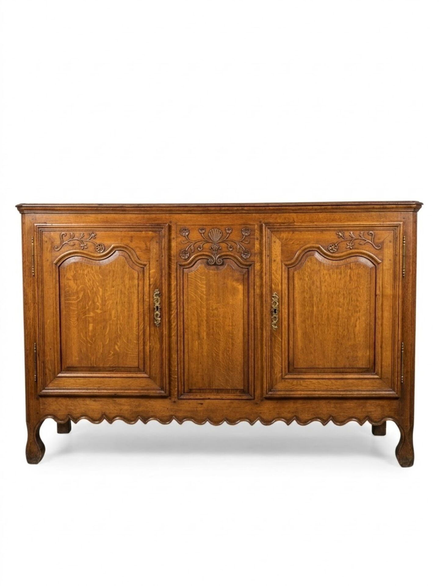 Very oak sideboard with 2 doors