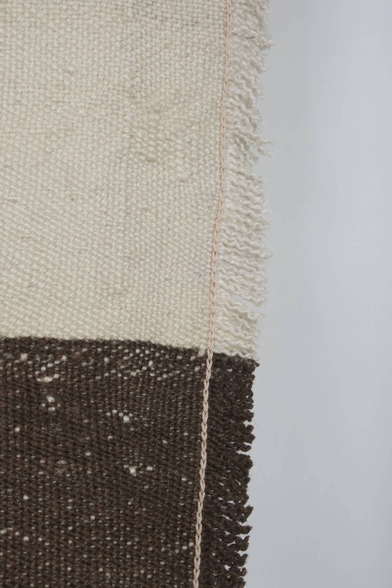 Vintage Turkish kilim, handwoven, 119x162 cm.