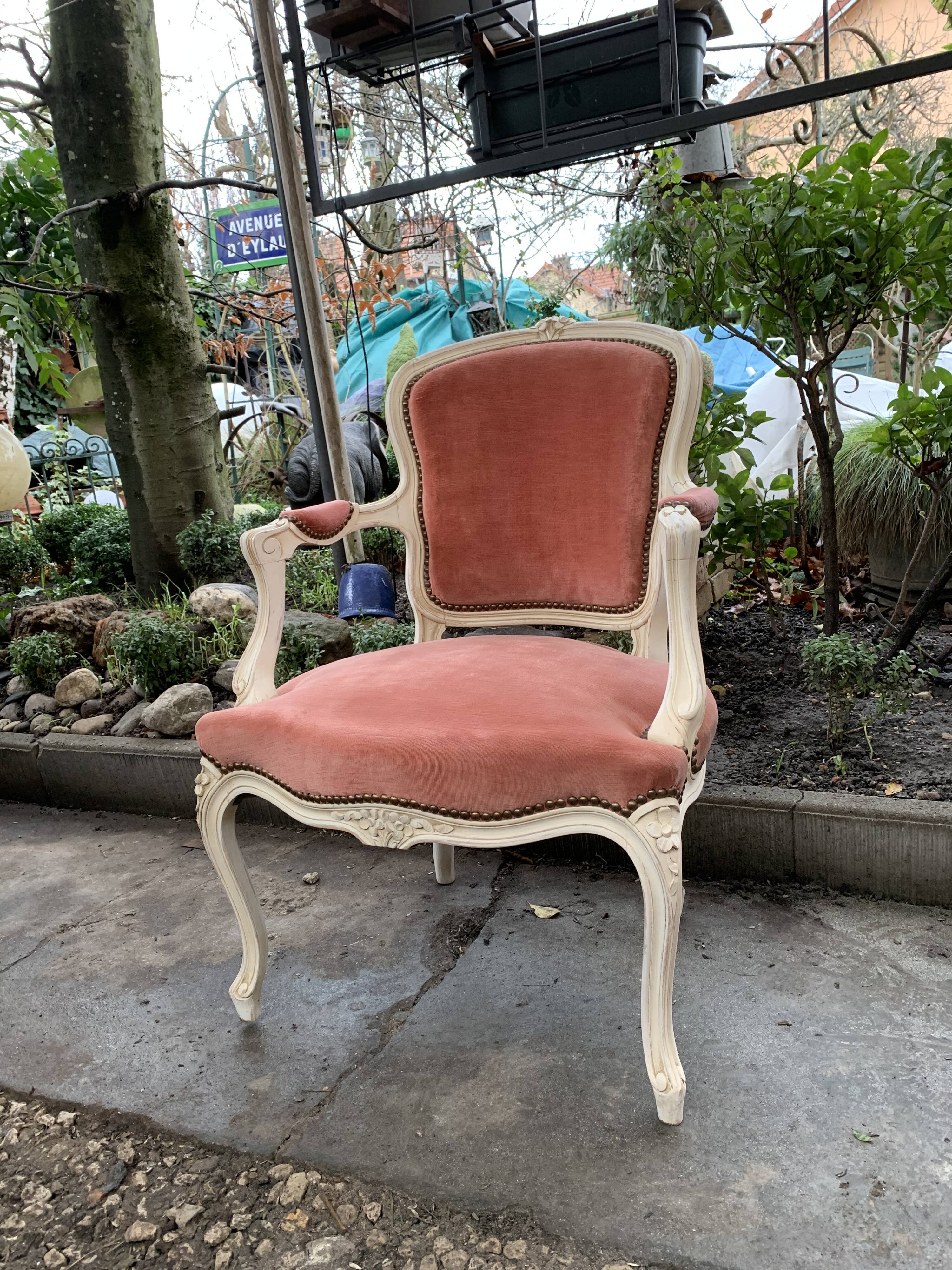 Pink velvet convertible chair