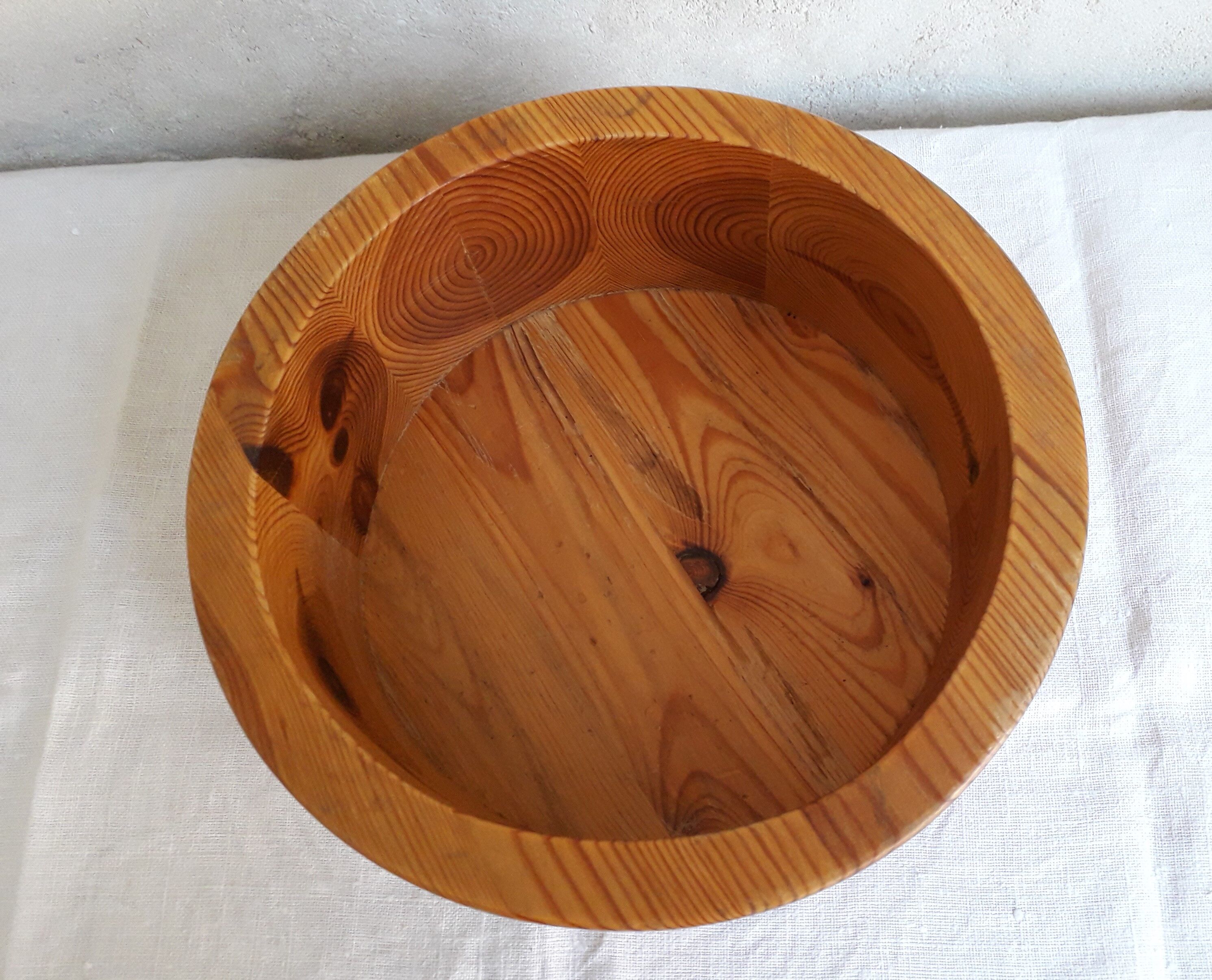 Pine bowl Stig Johnsson Sweden