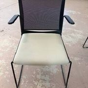 20 tables Ibebi Galileo et 20 chaises Tosca