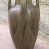 Denbac sandstone vase