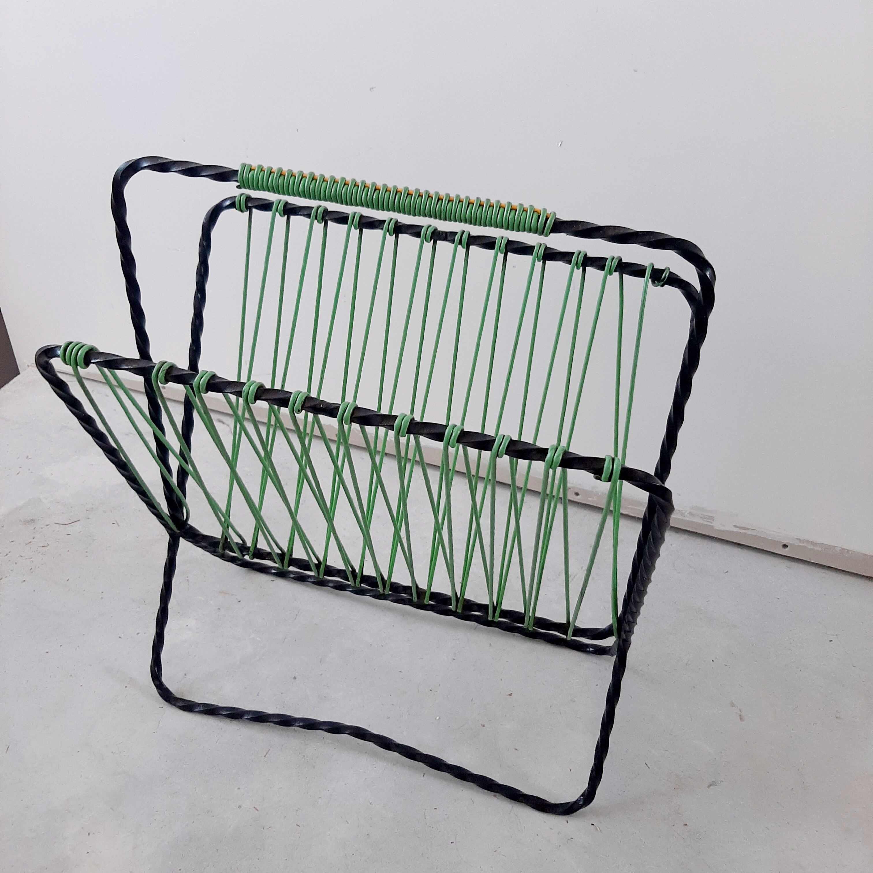 Vintage metal magazine door and green scoubidou