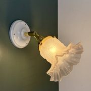 Applique tulipe vintage en verre dépoli
