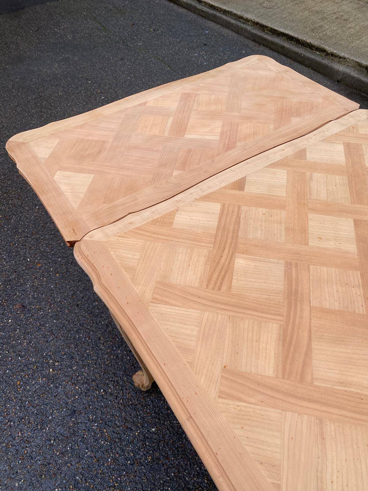 Louis XV extendable dining table from the 20th century, renovated in cherry wood, 250cm.